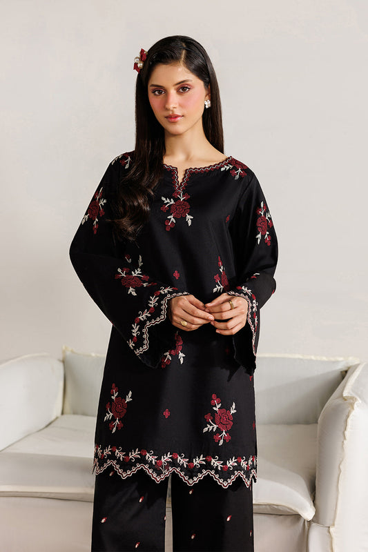 IP-354 Embroidered Lawn - Iznik