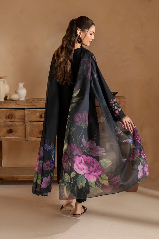 UE-477 Embroidered Lawn - Iznik