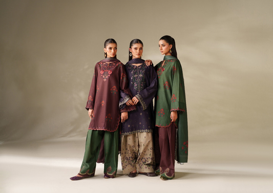 Printed Khaddar: A Winter Essential – How Iznik’s Khaddar Edit Sets New Trends