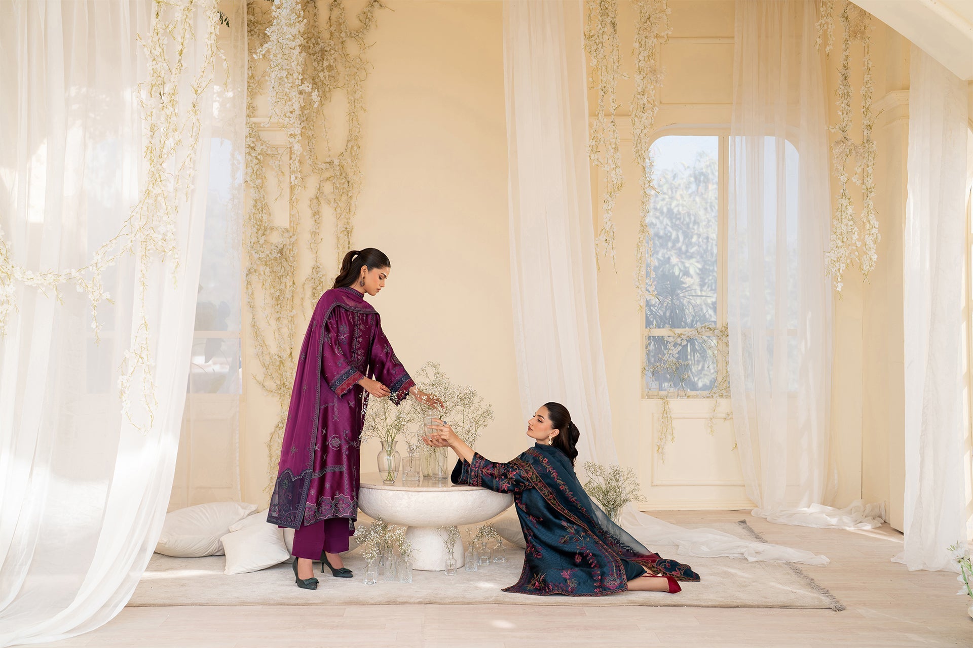 Global Glamour, Eastern Roots: Meet Iznik’s Jacquard Formal Collection Evening Edit