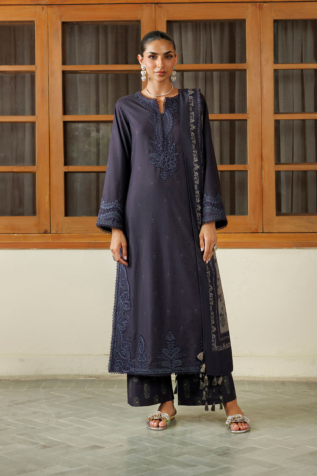 IPF-30  Embroidered Printed Viscose Linen Main image