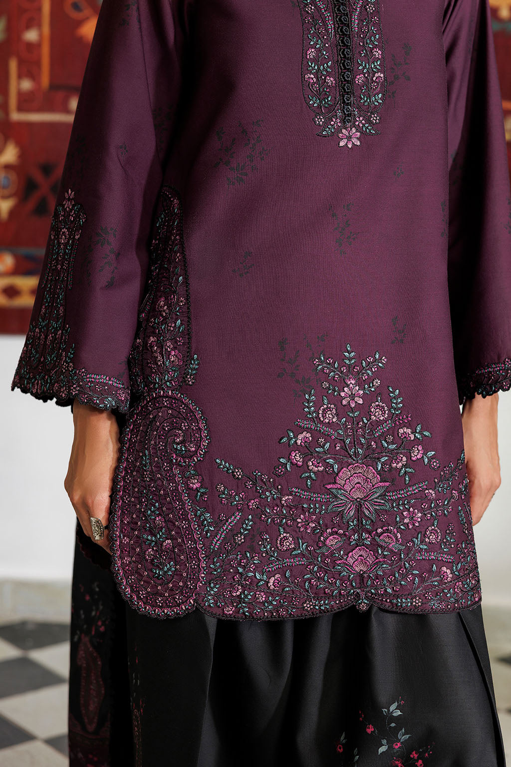 IPF-22 Printed Viscose Linen Secondary image