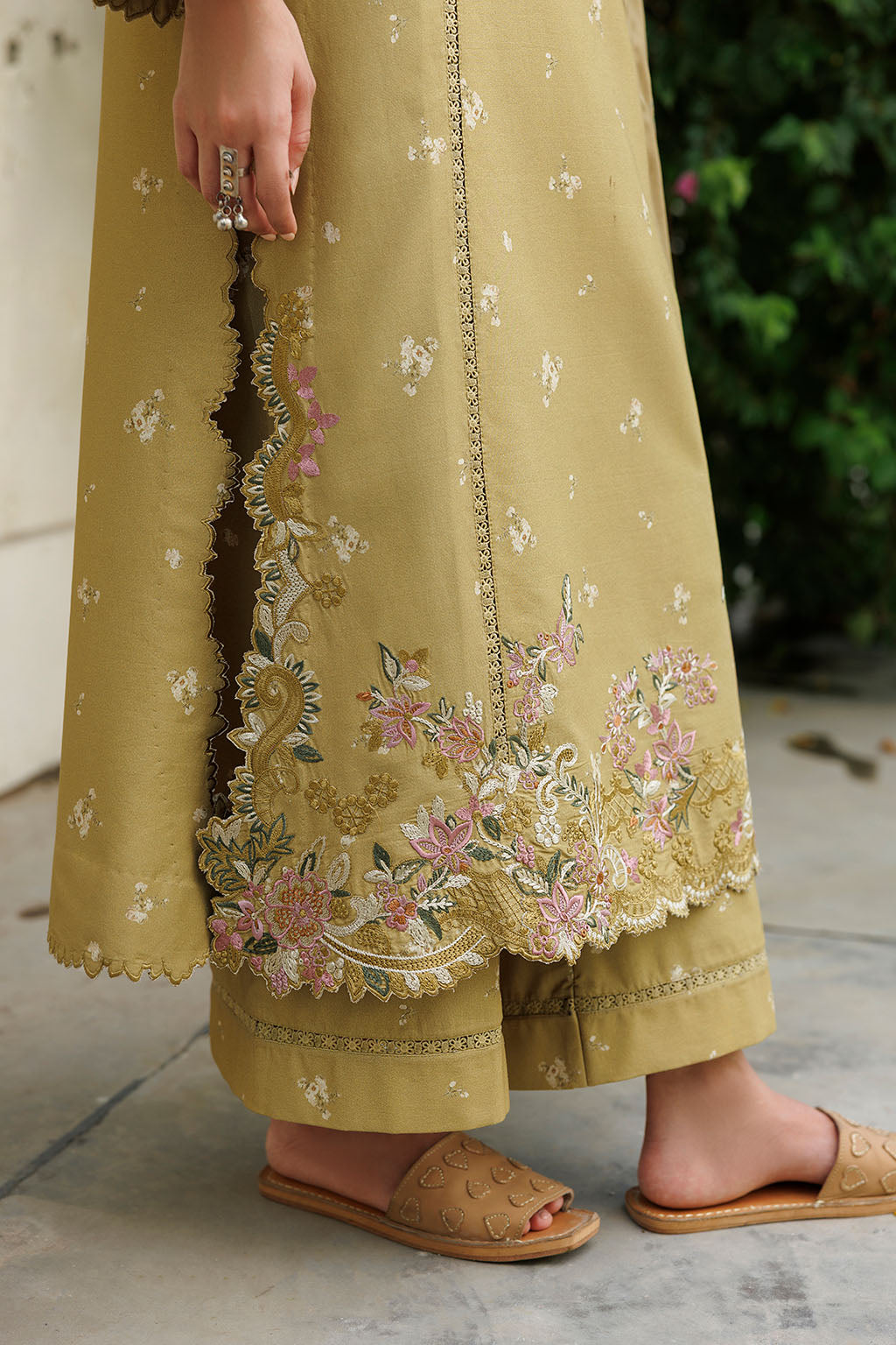 IPF-23 Embroidered Printed Viscose Linen
