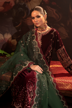 IV-39 Embroidered Velvet - Iznik