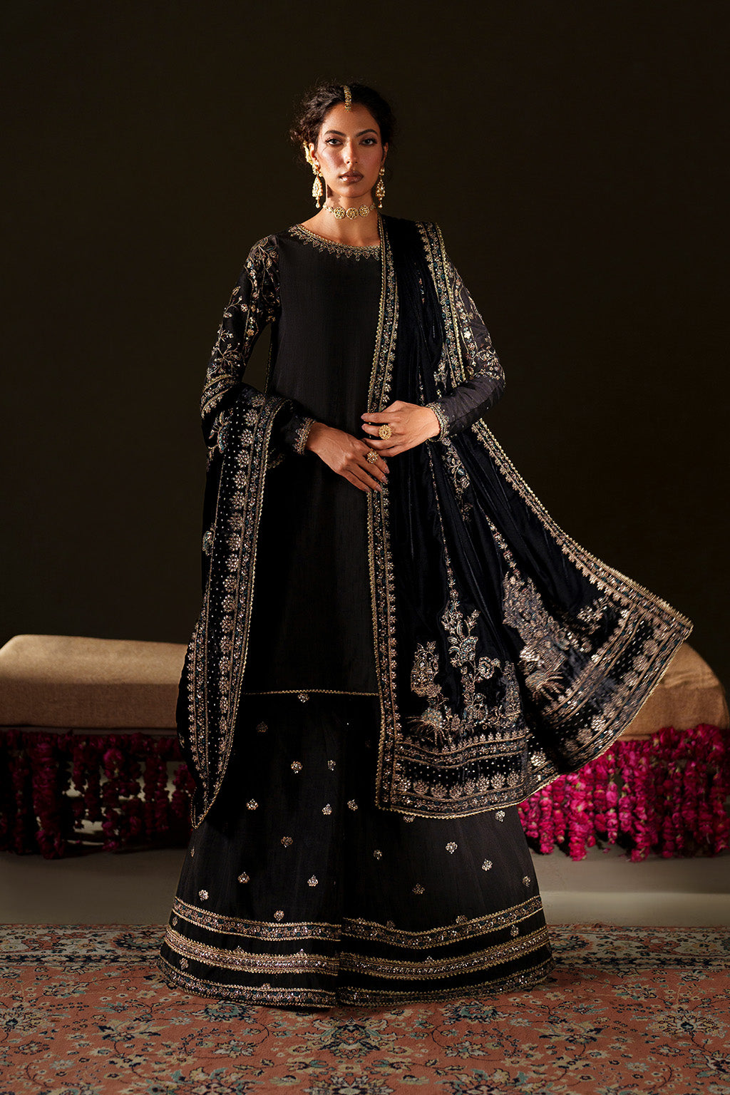 pakistani dresses velvet Zaaviay | Mahgul | Formal Paired with a panelled inner sheesh silk gown and net kamdani dupatta. Buy Ready to Wear Velvet