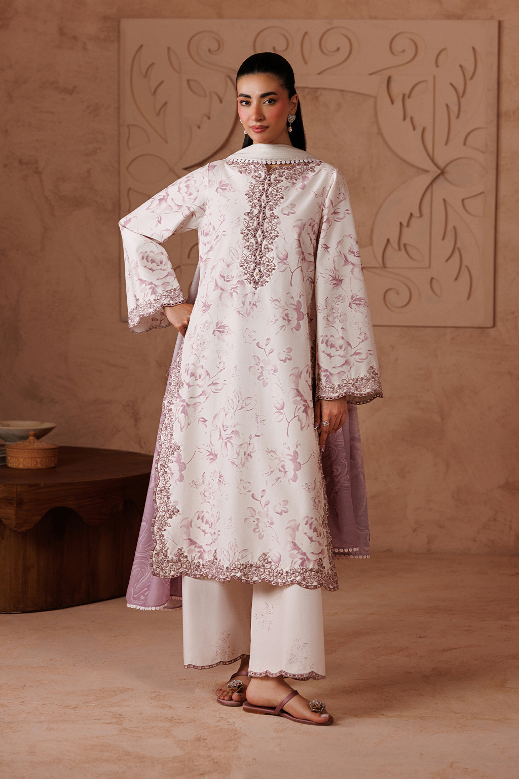 UE-704  Printed Lawn - Iznik Main image