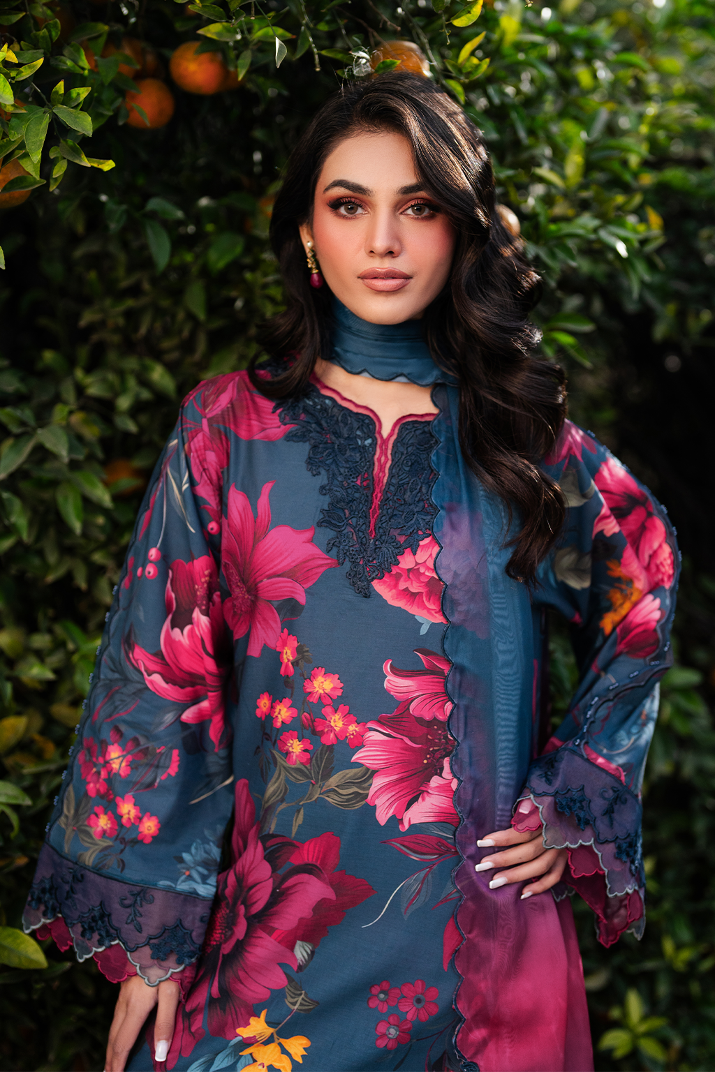 UE-401 Printed Lawn - Iznik