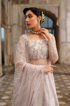UE-552 Embroidered Net - Iznik