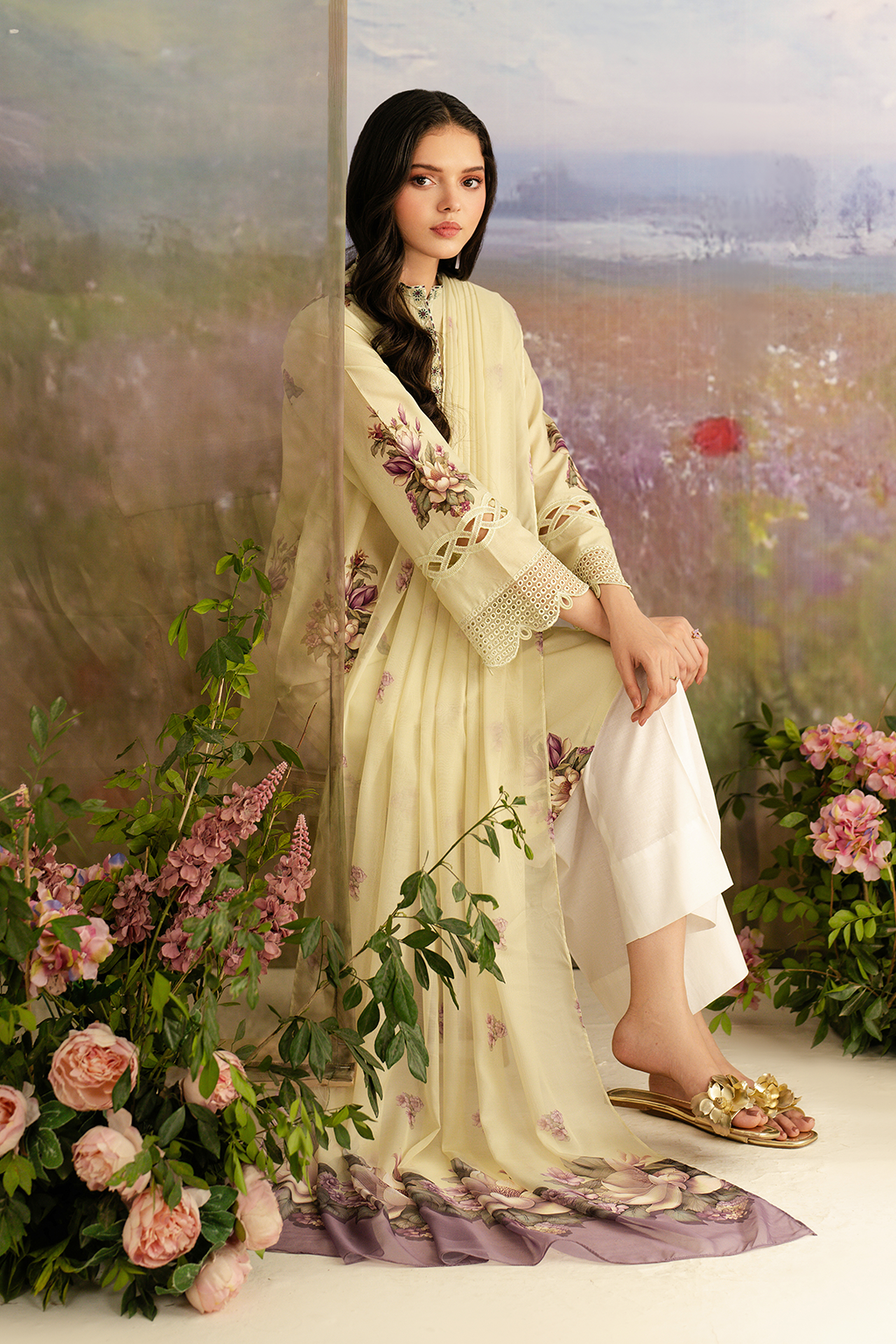 UE-459 Printed Lawn