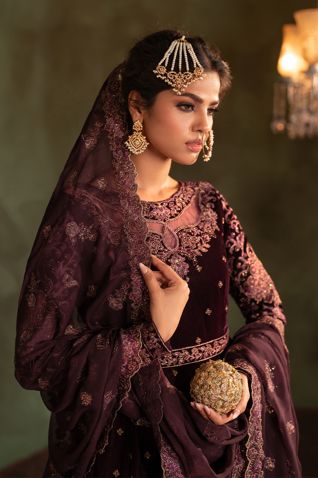 IV-54 Embroidered Velvet - Iznik Global