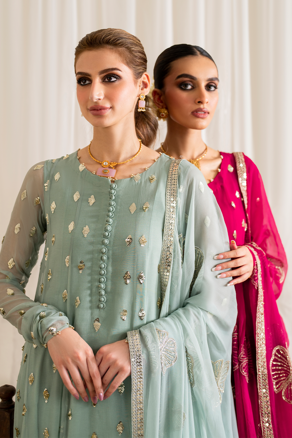 IP-251 Embroidered Chiffon - Iznik