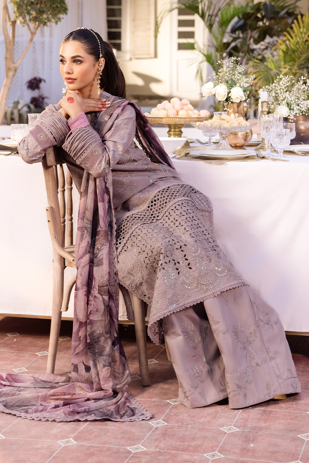 NKG-08  Embroidered Lawn - Iznik