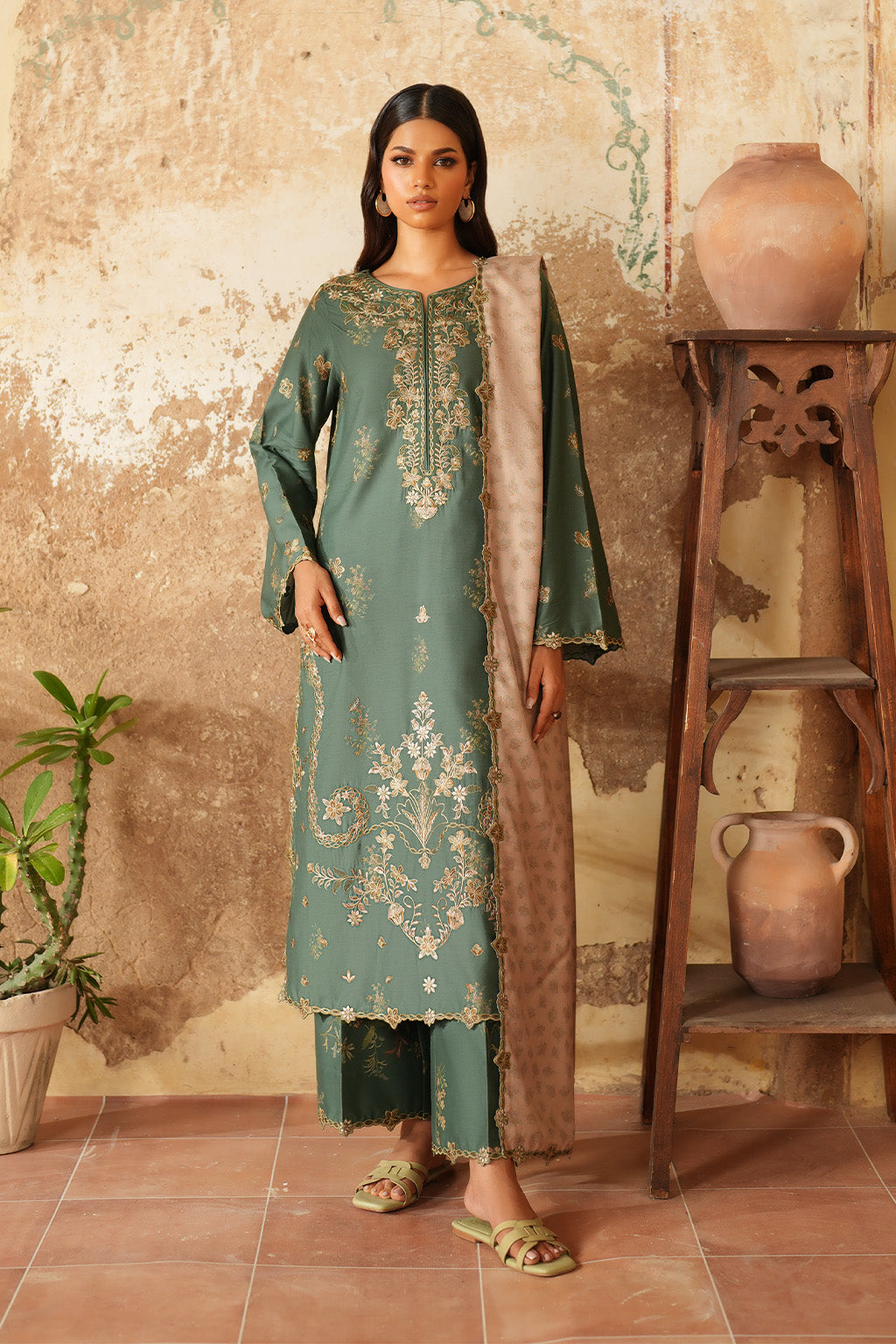 IPF-05 Embroidered Printed Linen Main image