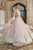 UE-552 Embroidered Net - Iznik