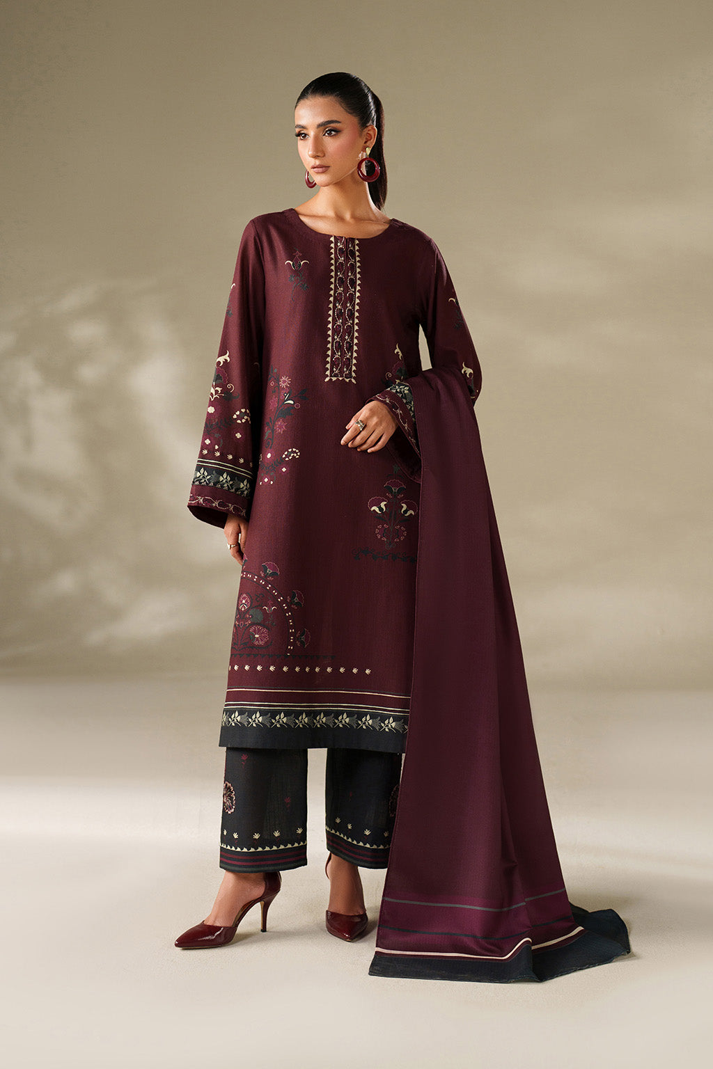 UE-570 Printed Khaddar