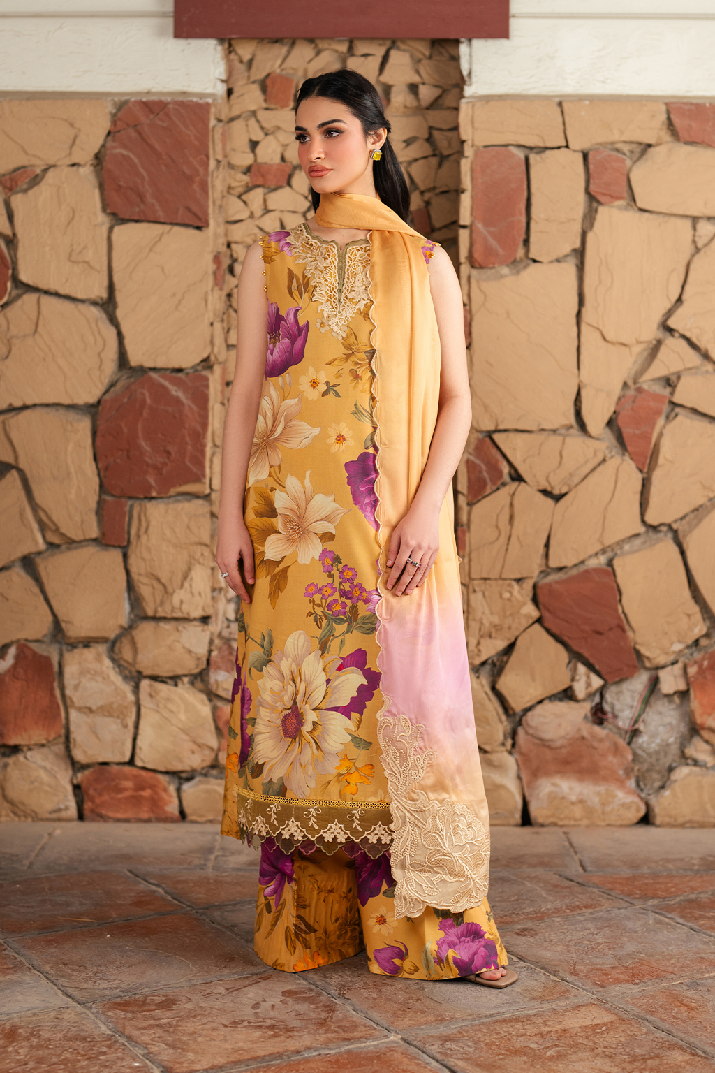 UE-400 Printed Lawn - Iznik