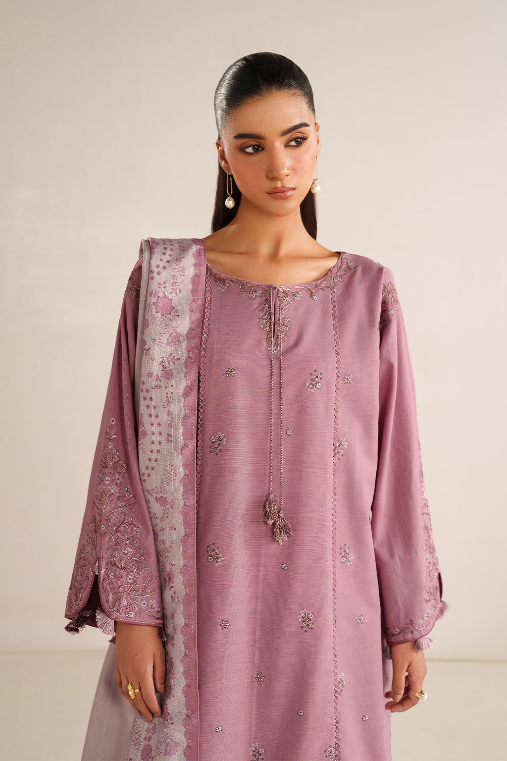 UE-580 Embroidered Khaddar Secondary image