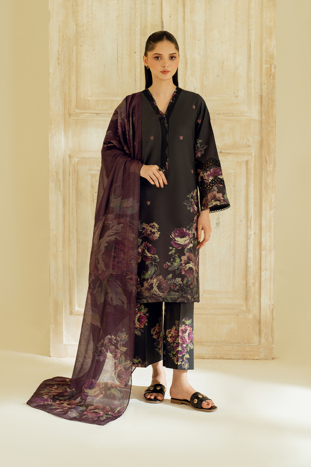 UE-449 Printed Lawn