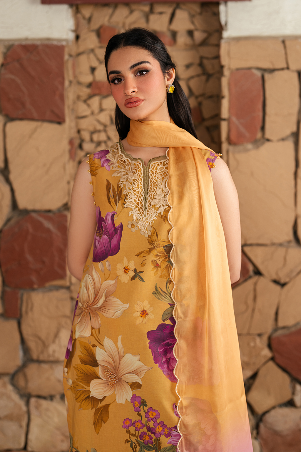 UE-400 Printed Lawn - Iznik