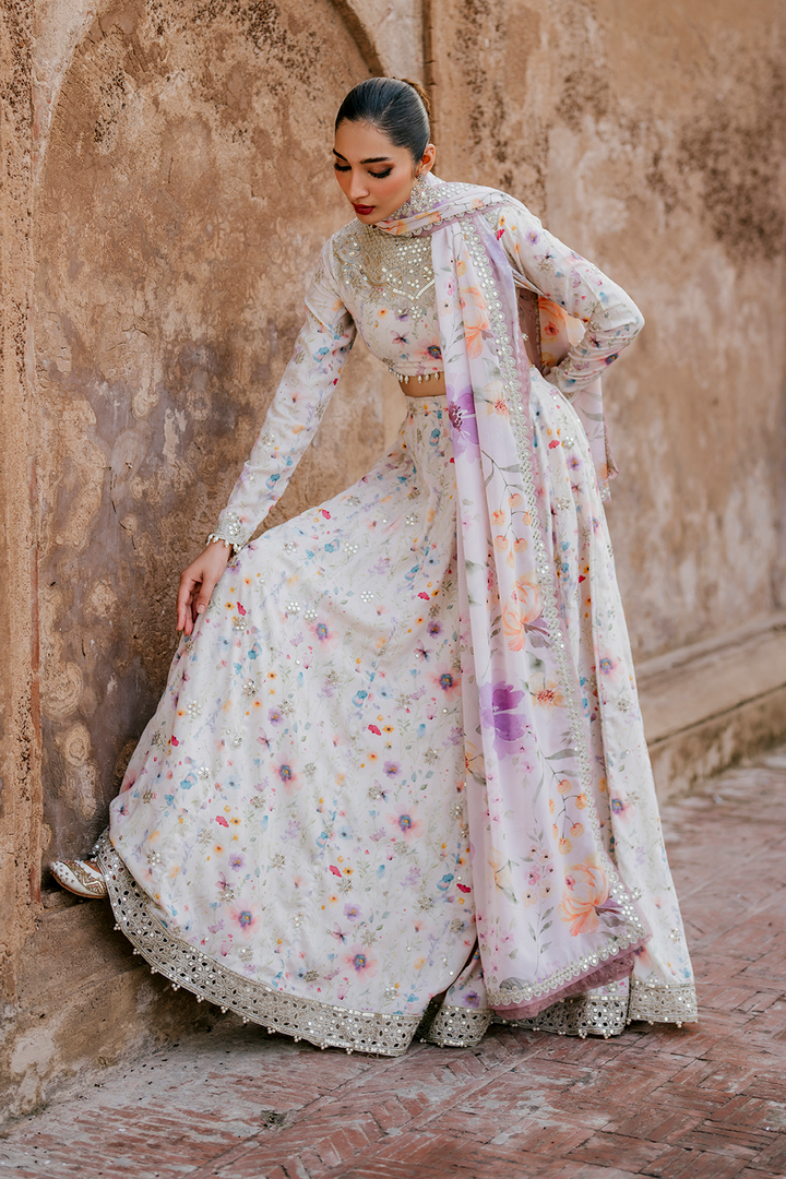 UE-316 Printed Georgette - Iznik