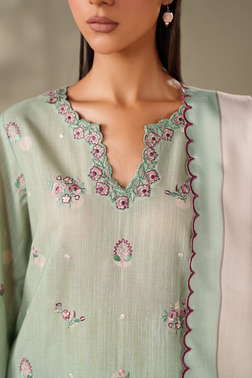 UE-563 Printed Khaddar