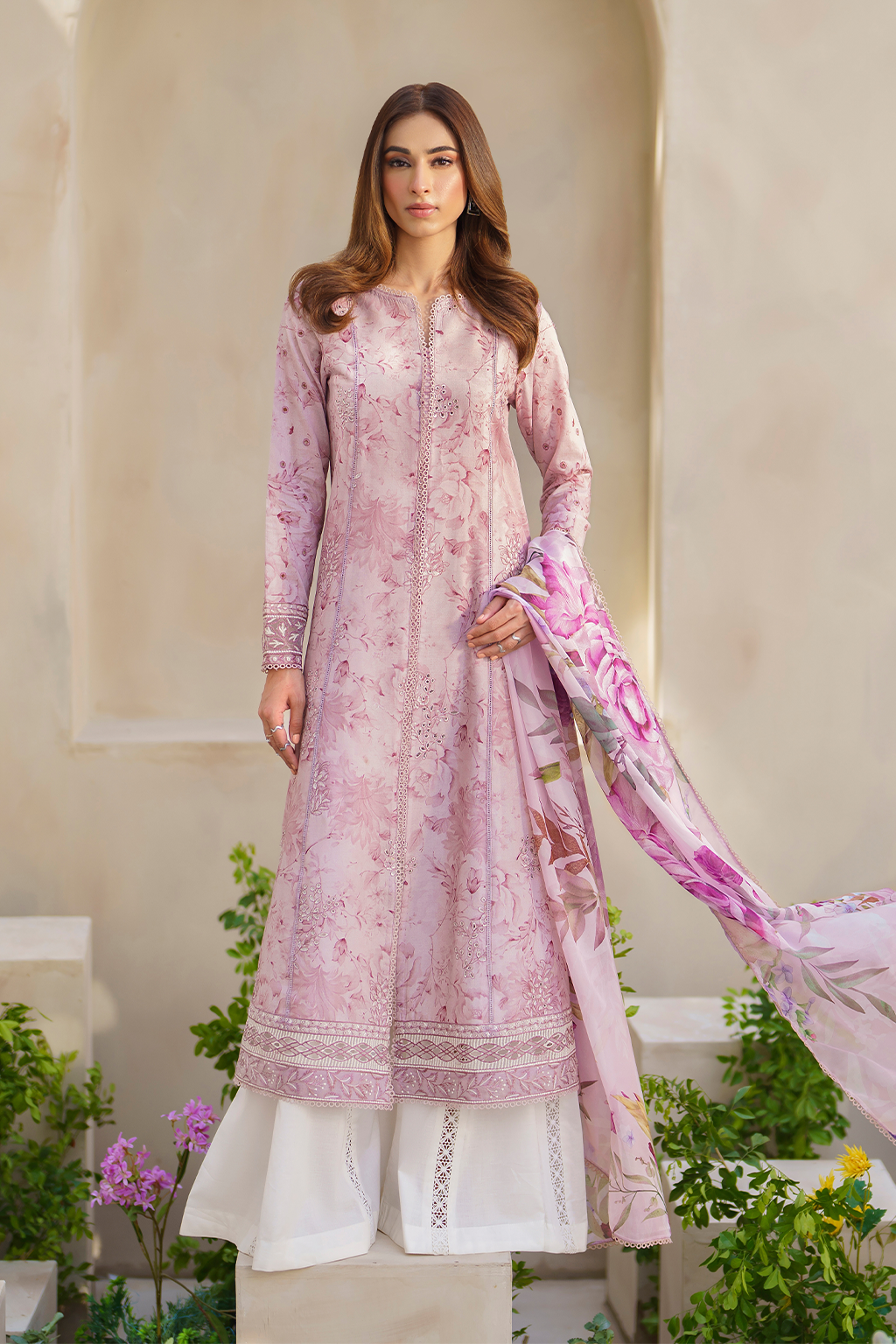 SFL-06 Embroidered Lawn - Iznik