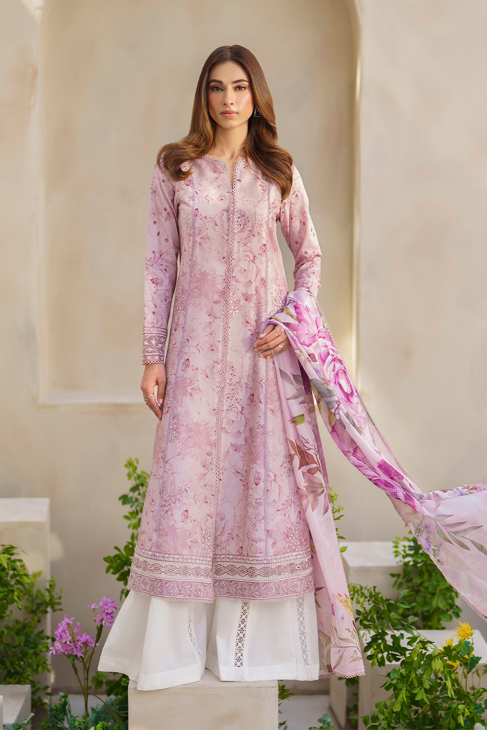 SFL-06 Embroidered Lawn - Iznik