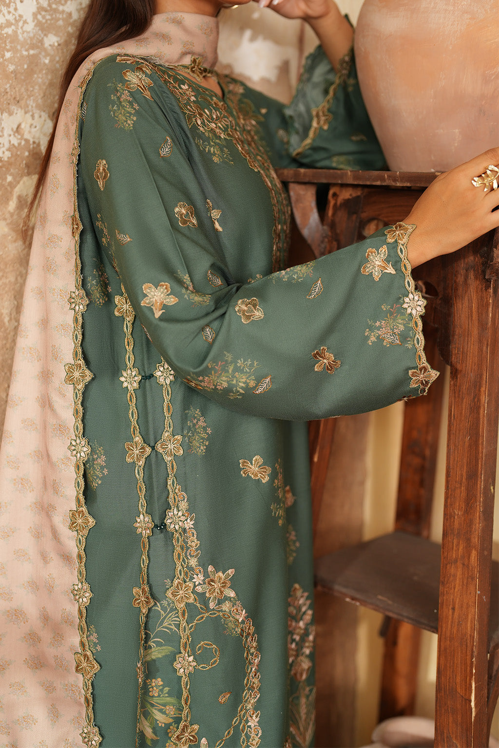 IPF-05 Embroidered Printed Linen