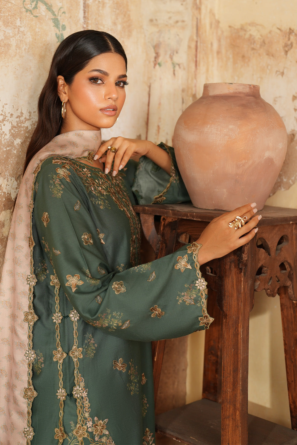 IPF-05 Embroidered Printed Linen