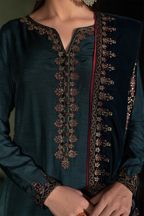 IV-50 Embroidered Velvet - Iznik Global