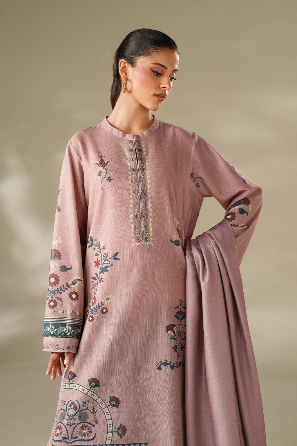 UE-569 Printed Khaddar