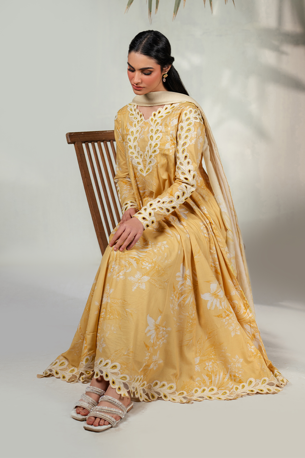 UE-397 Printed Lawn - Iznik