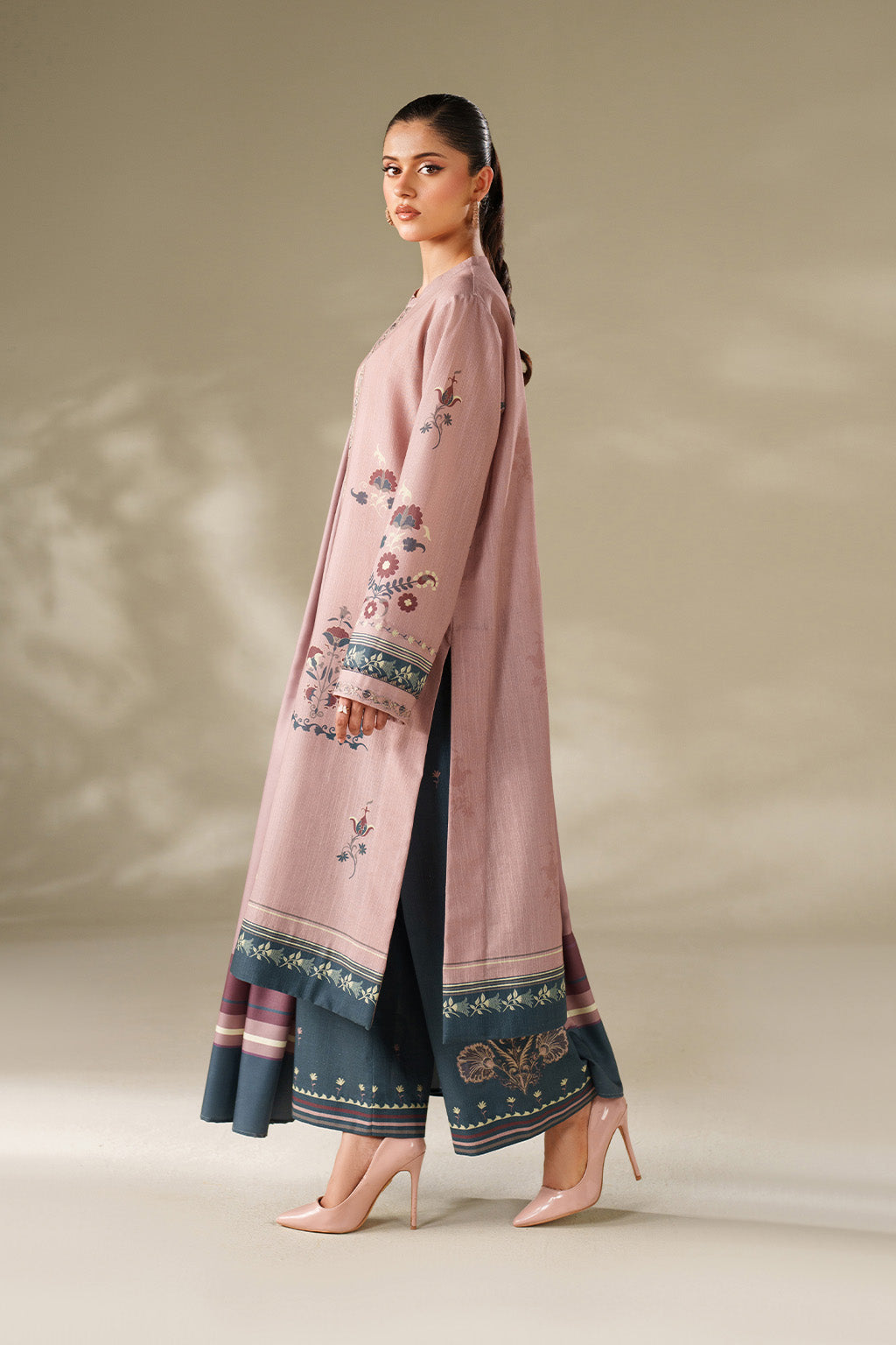 UE-569 Printed Khaddar Secondary image
