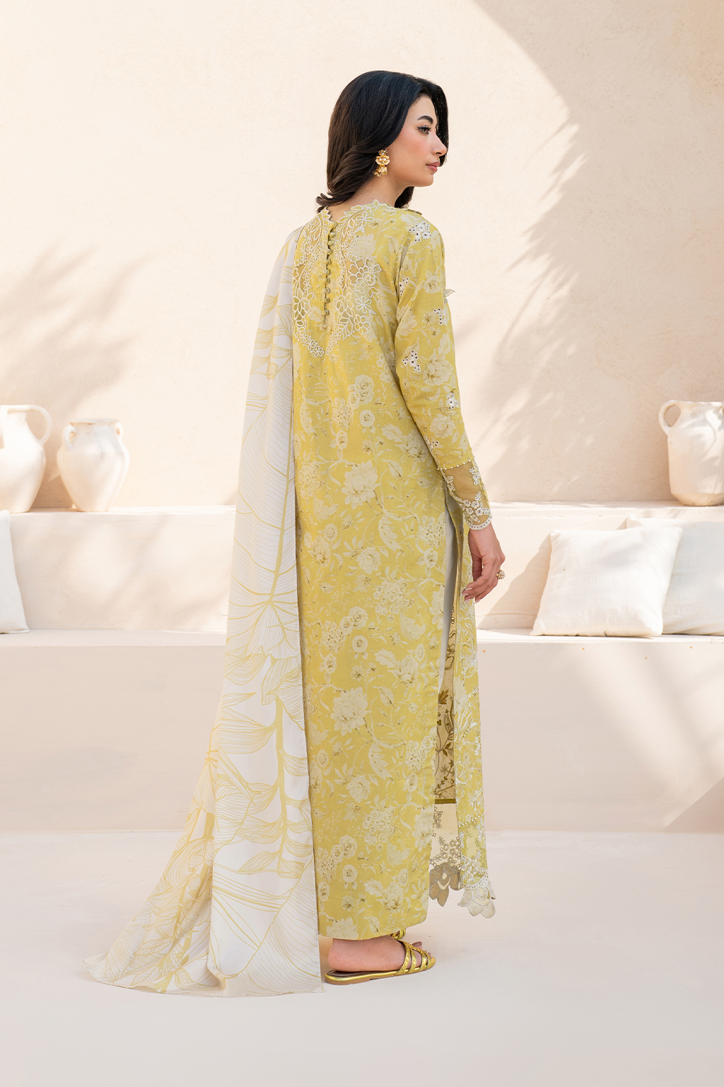 Embroidered Lawn dress - Iznik