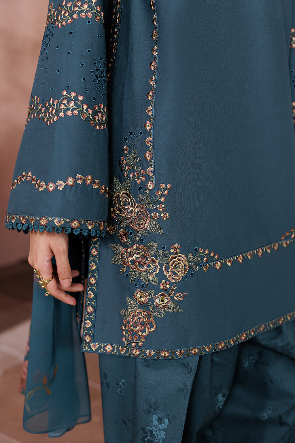 UE-701 Embroidered Lawn Secondary image