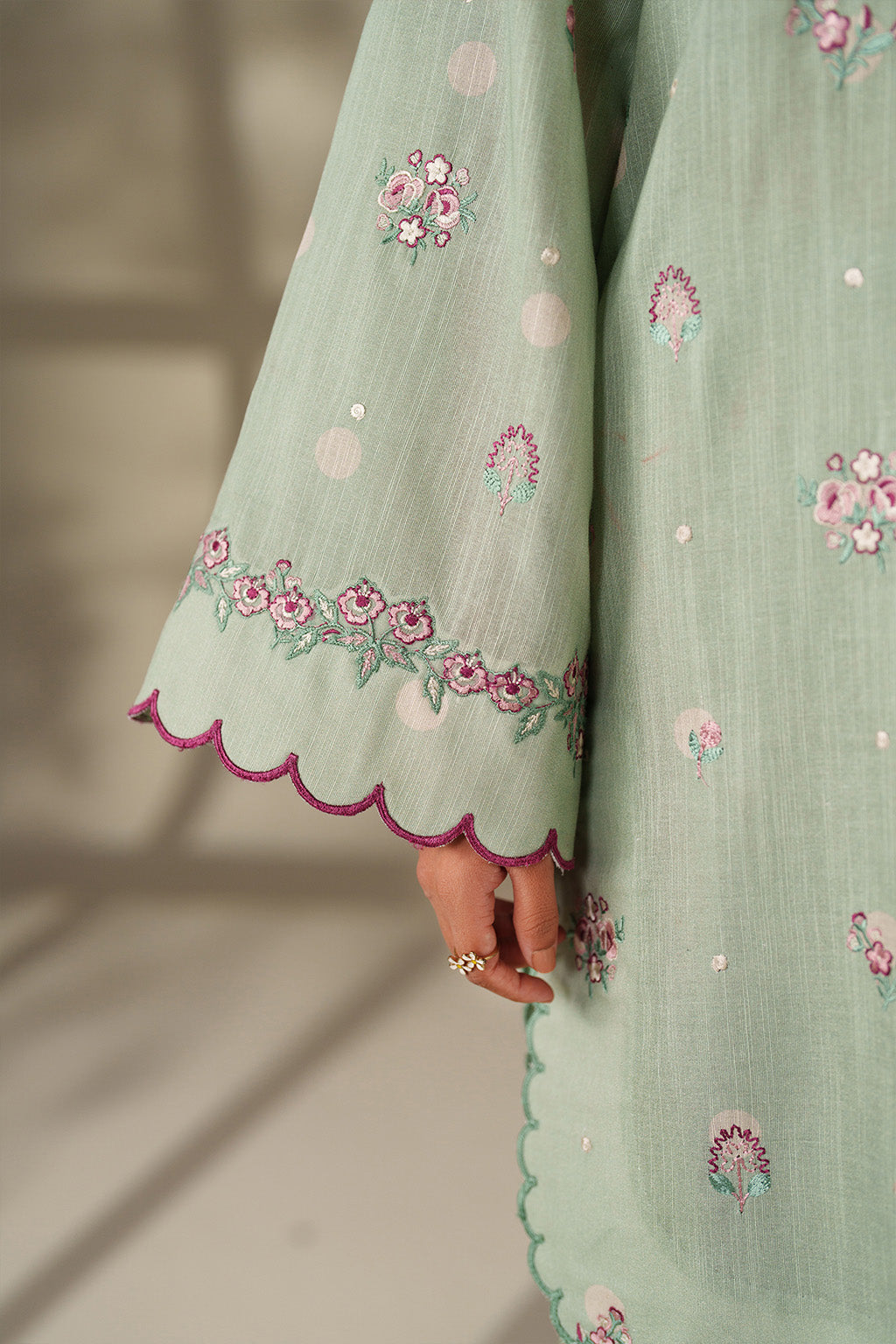 UE-563 Printed Khaddar