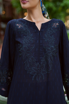 IP-332  Textured Lawn - Iznik