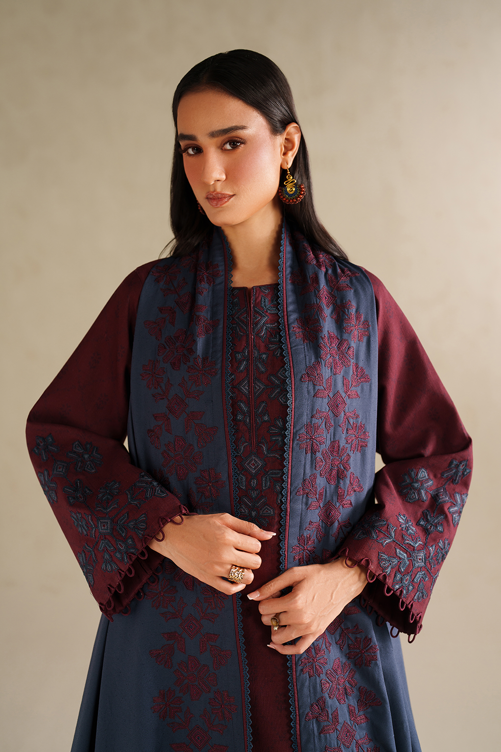 UE-592 Printed Khaddar - Iznik