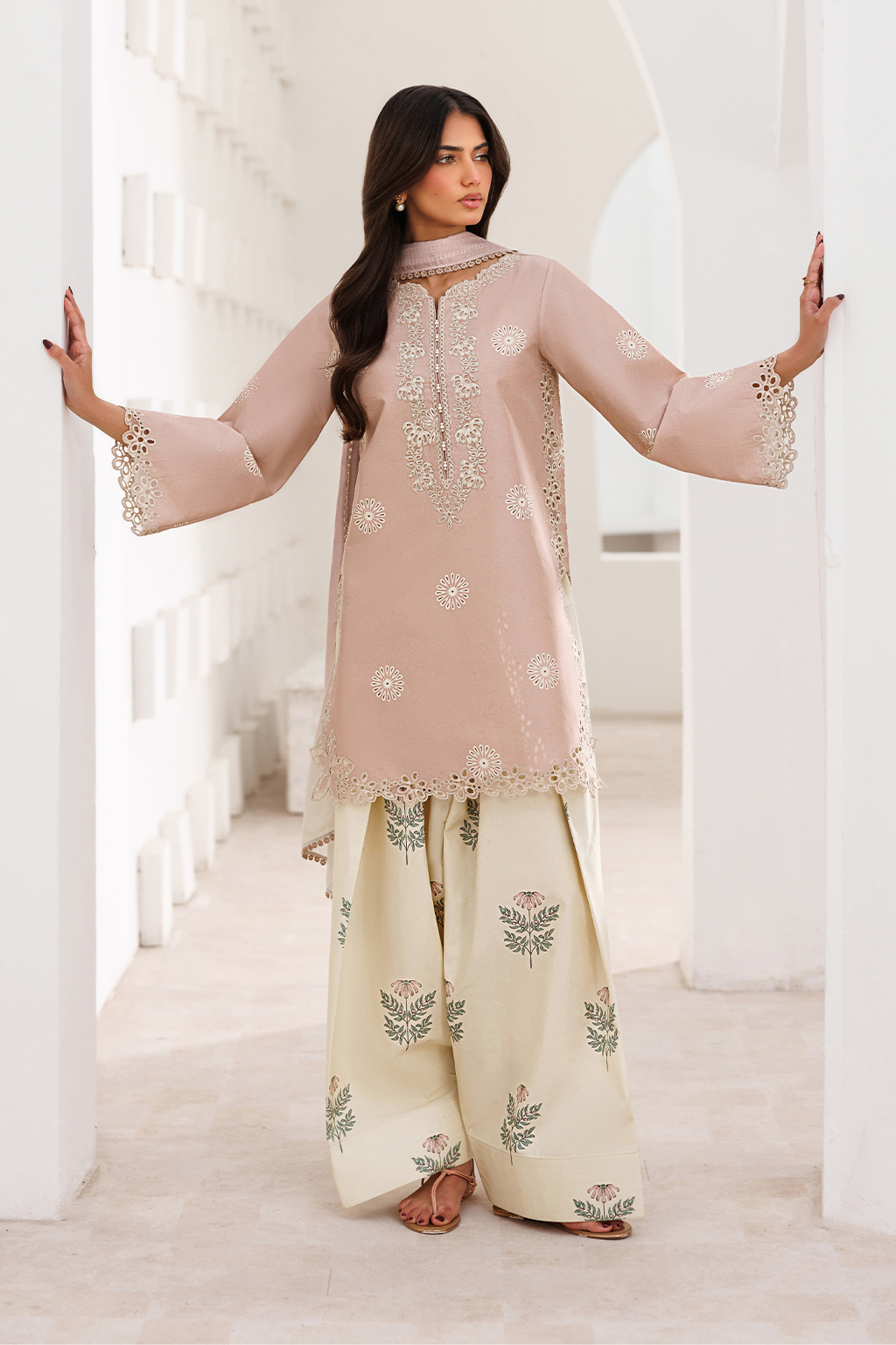 UE-640 Printed Lawn