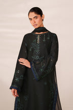 UE-628 Embroidered  Lawn - Iznik