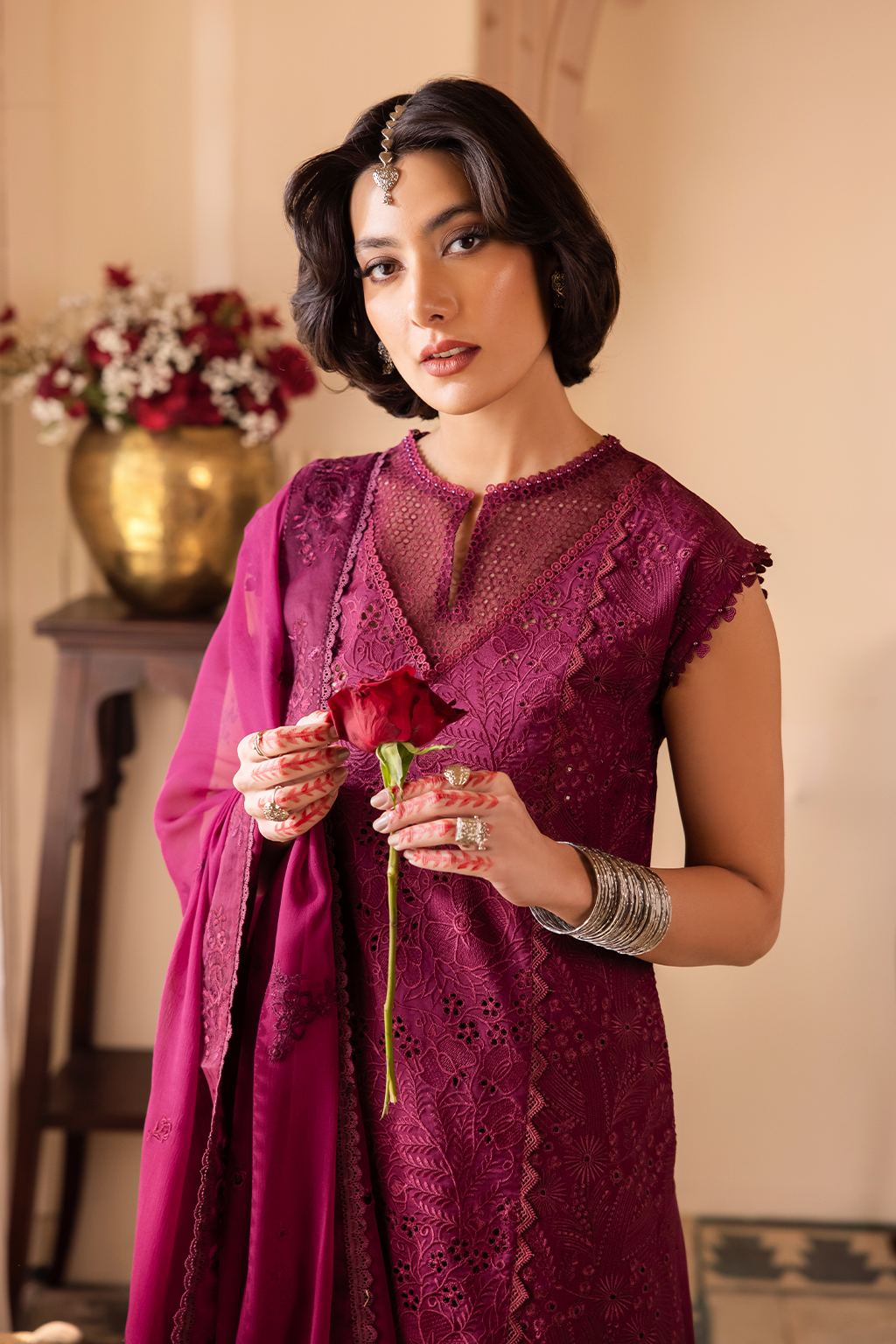 NKG-11  Embroidered Lawn - Iznik