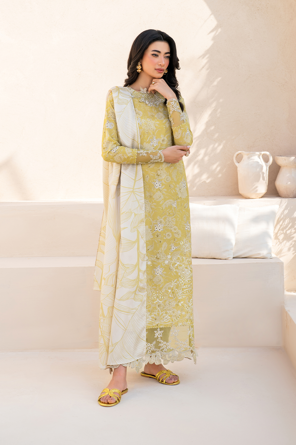 Embroidered Lawn dress - Iznik