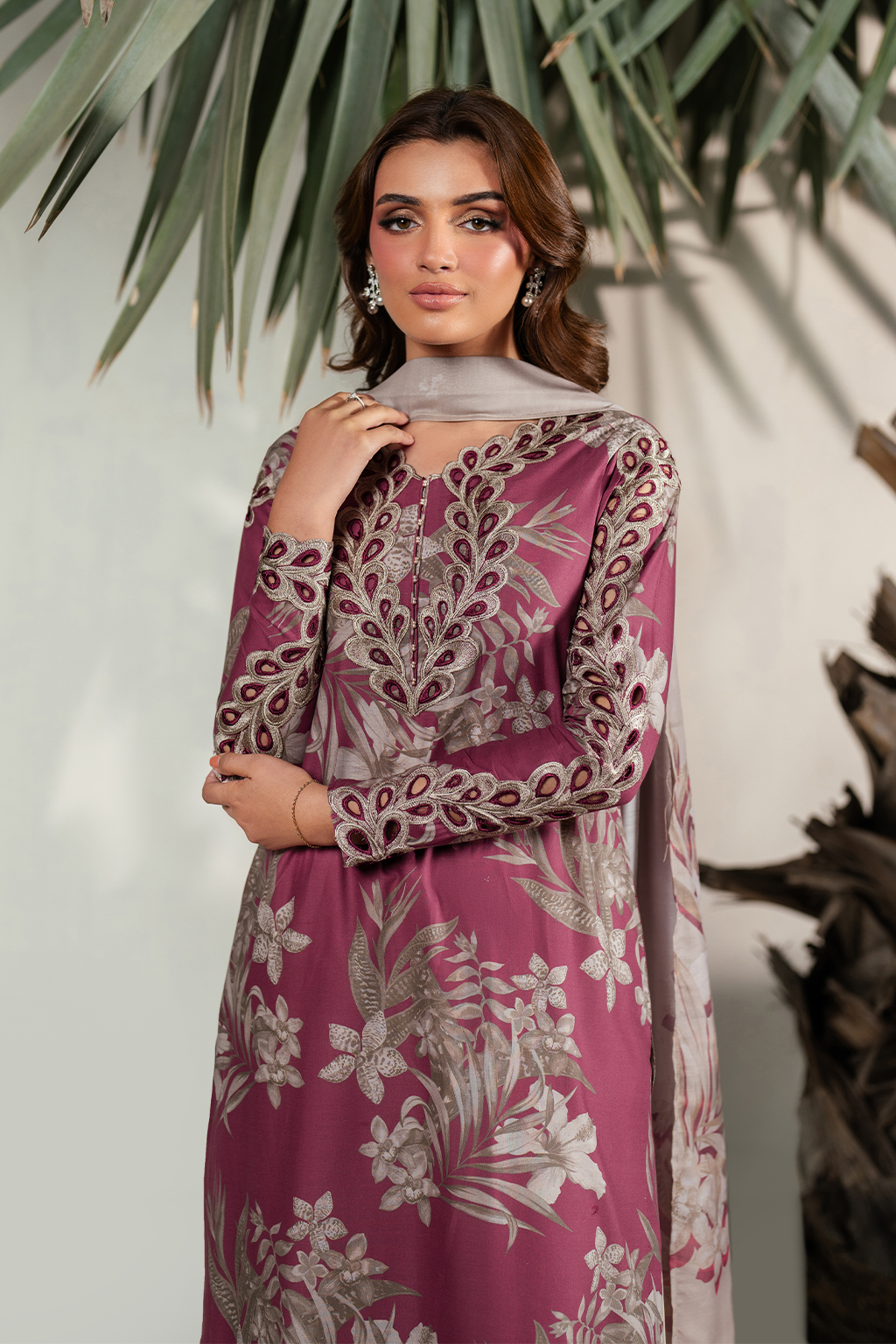 UE-396 Printed Lawn - Iznik