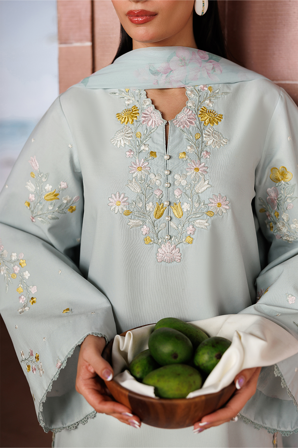 UE-696 Embroidered Lawn Secondary image