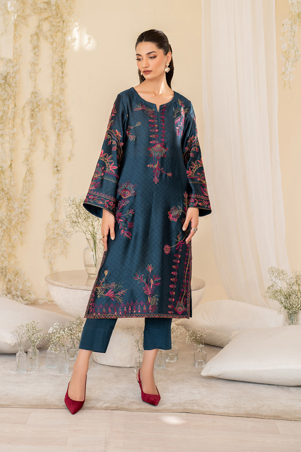 UE-379 Embroidered Pure Jacquard Silk