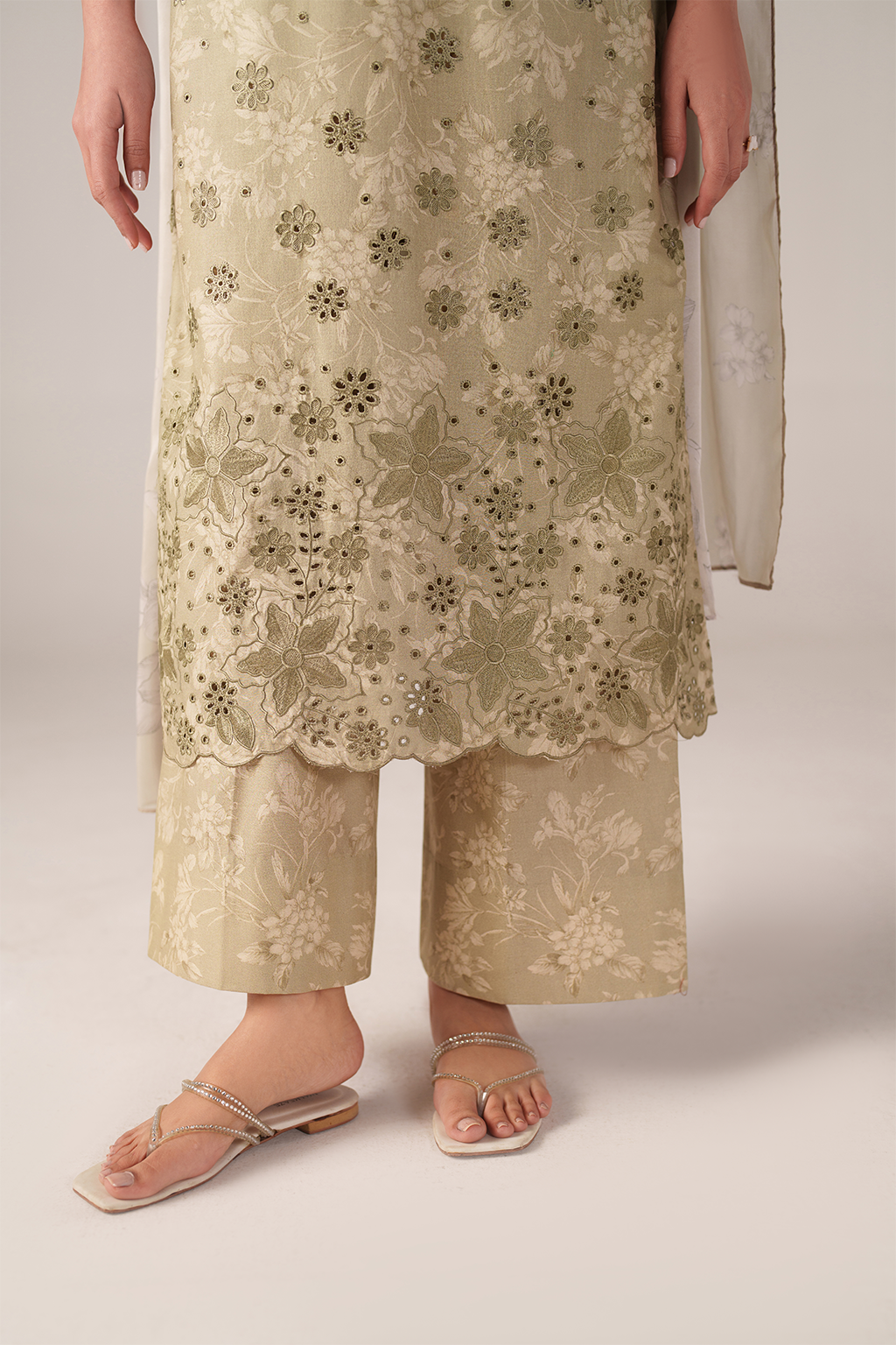 SS-07 Embroidered Lawn