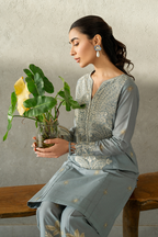 IP-306  Printed Lawn - Iznik