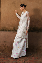 UE-534 Embroidered Net - Iznik