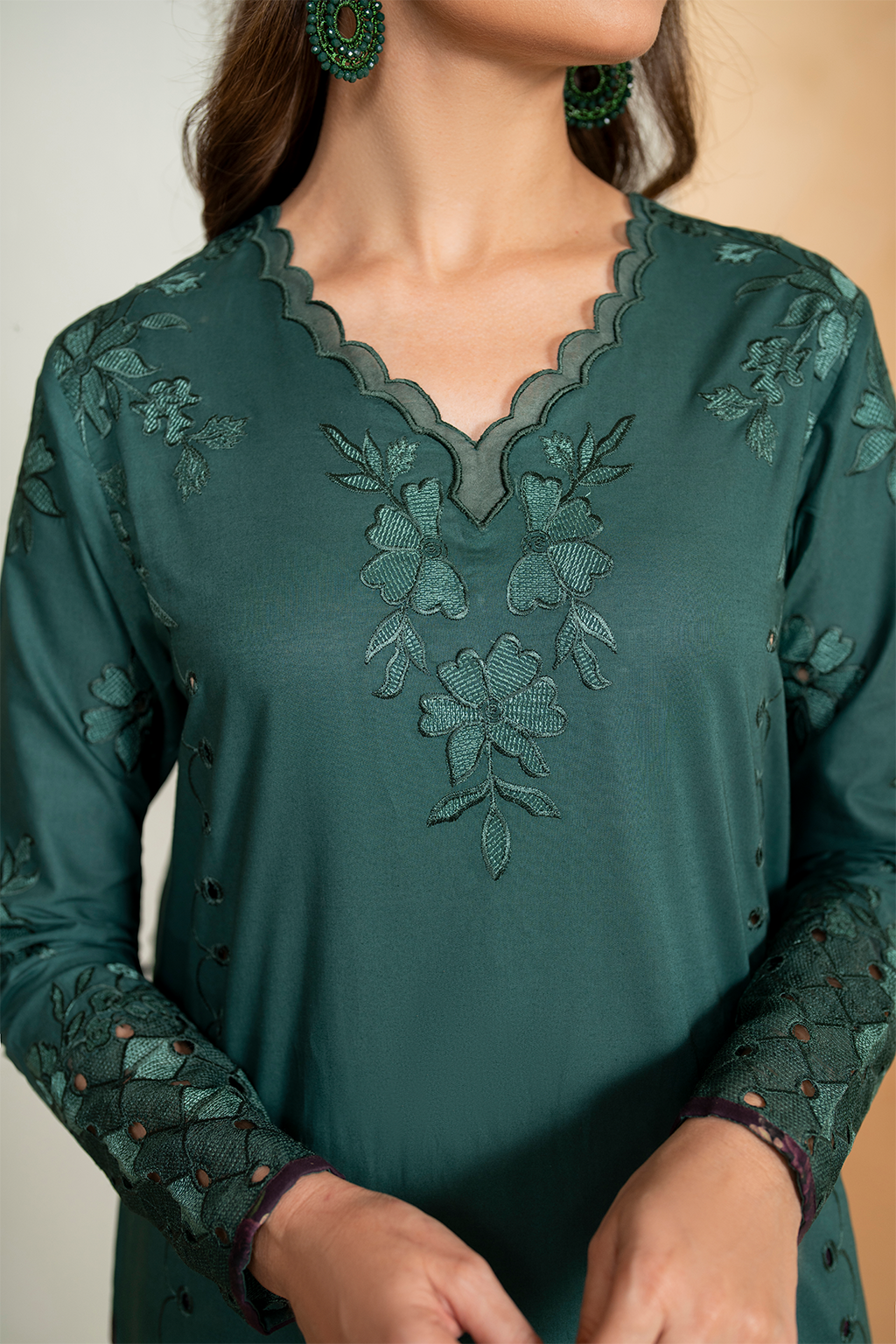 UE-468 Embroidered Lawn Secondary image