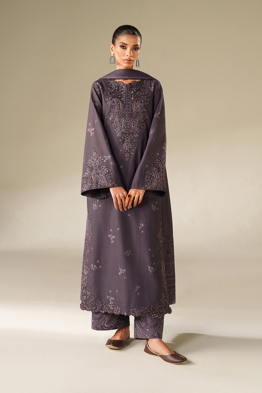 UE-558 Printed Khaddar - Iznik